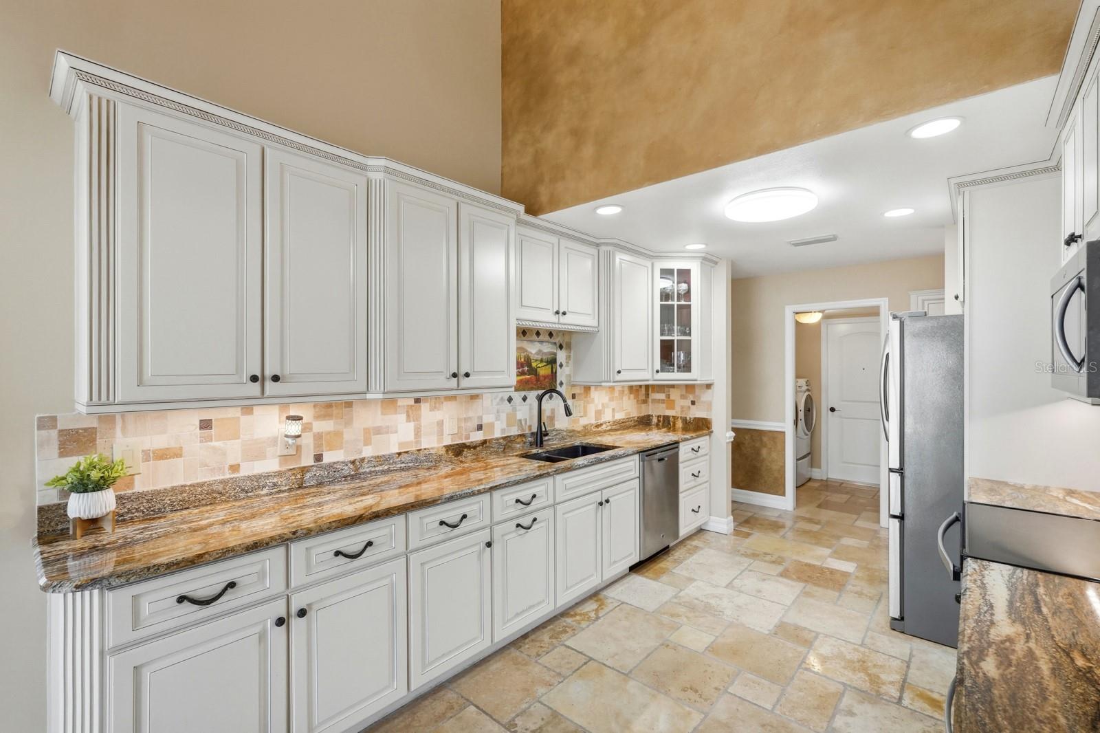 Image 18 of 68 For 739 Bay Tree Court