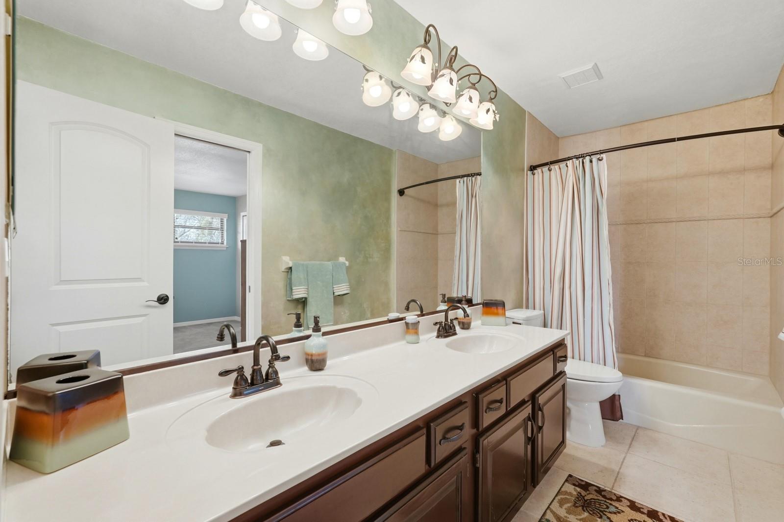 Image 41 of 68 For 739 Bay Tree Court