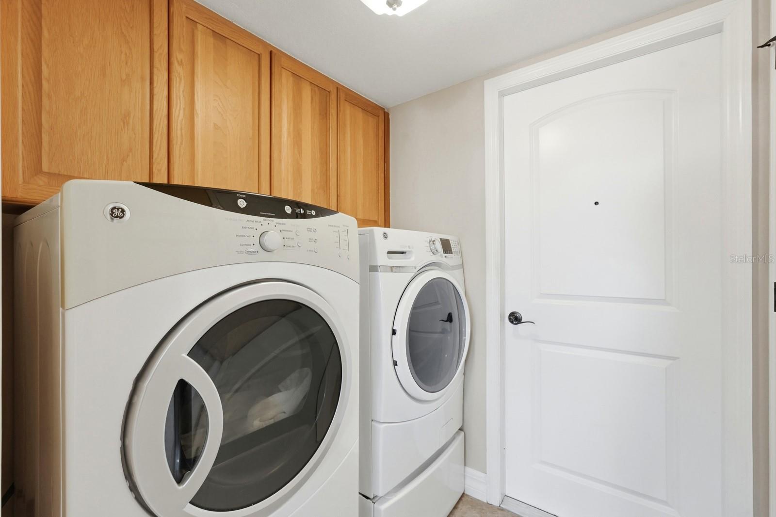 Image 43 of 68 For 739 Bay Tree Court