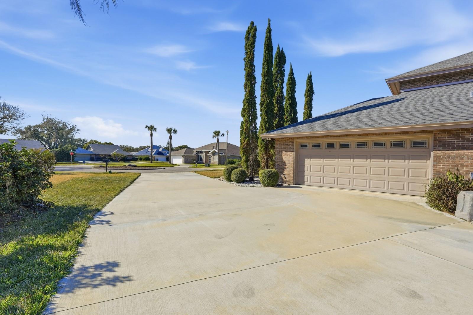 Image 8 of 68 For 739 Bay Tree Court