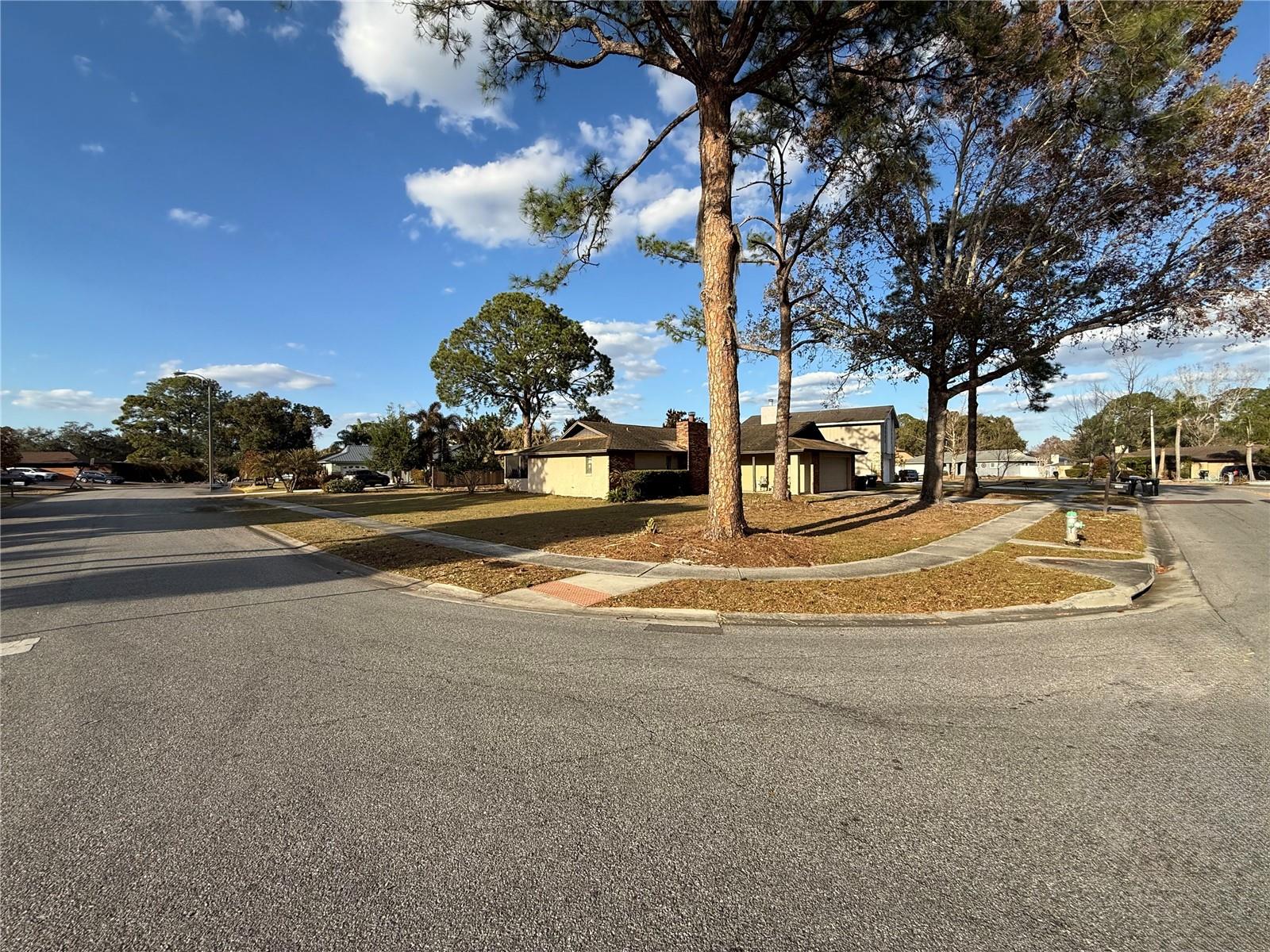 Image 2 of 12 For 3336 T C U Boulevard