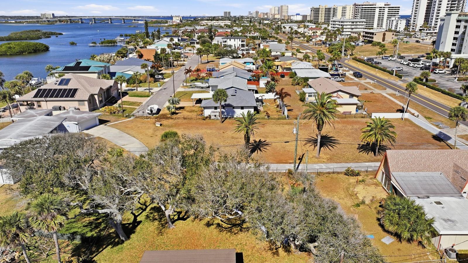 Image 2 of 43 For 3812 Cardinal Boulevard