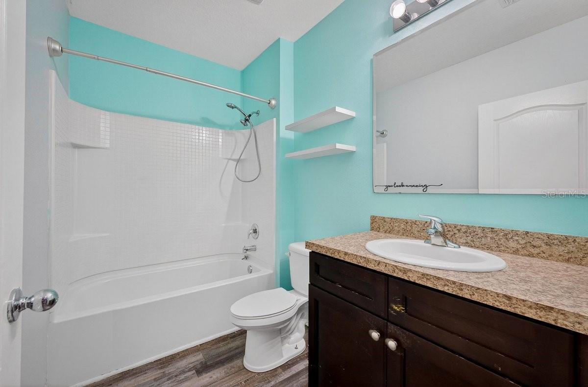 Image 21 of 49 For 430 Pink Coral Lane