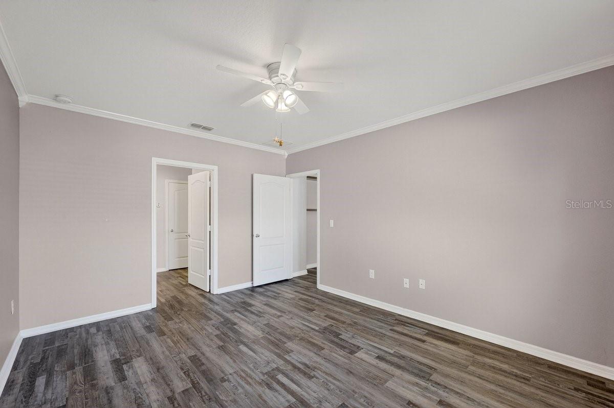 Image 29 of 49 For 430 Pink Coral Lane