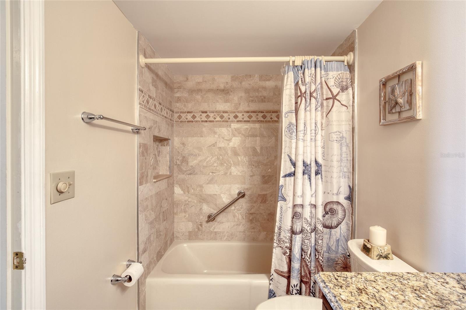 Image 26 of 53 For 3370 Ocean Shore Boulevard 3060