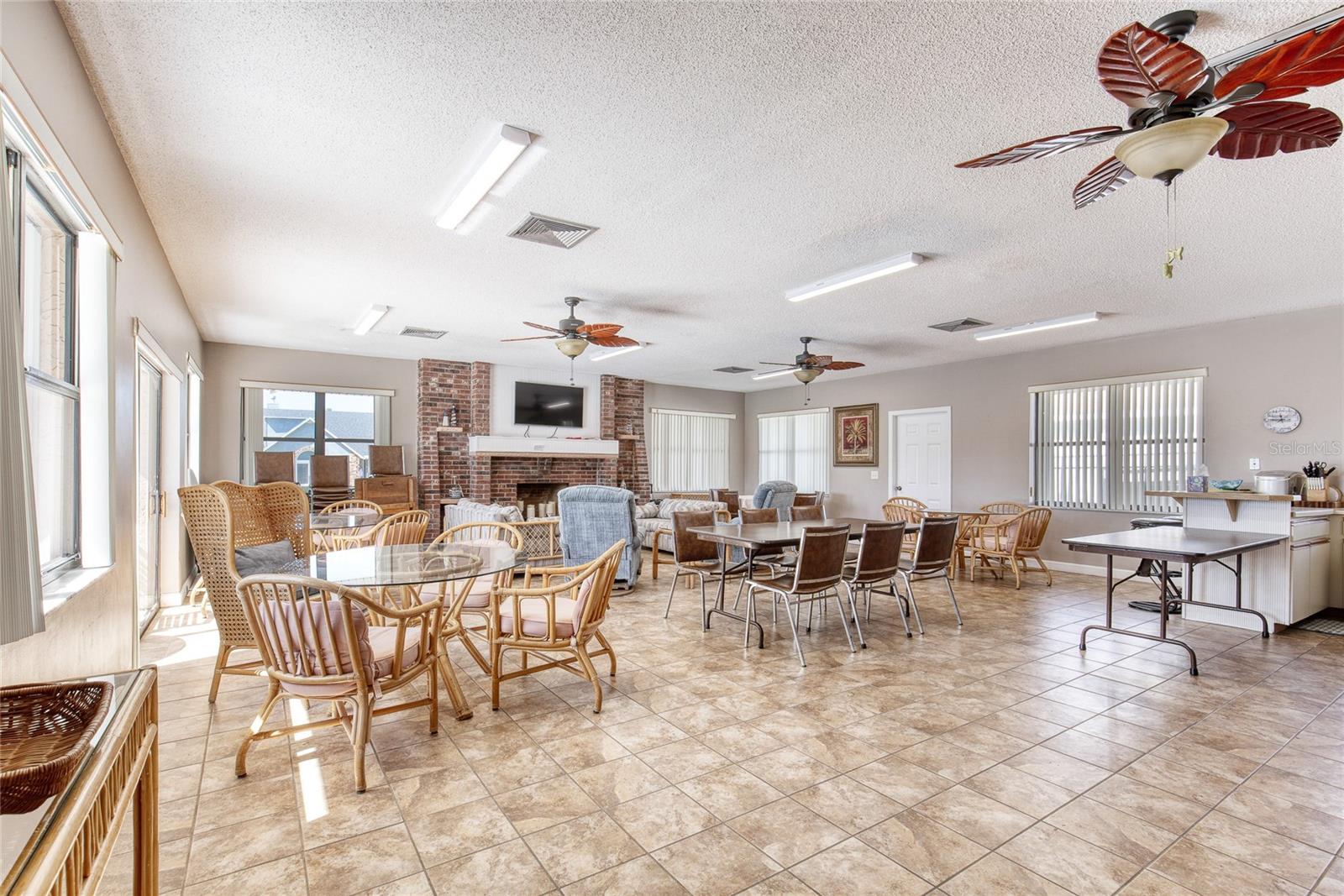 Image 47 of 53 For 3370 Ocean Shore Boulevard 3060