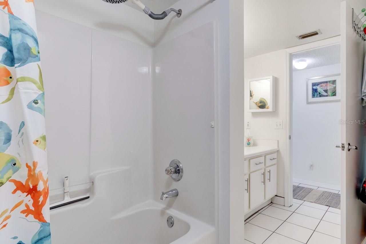 Image 10 of 25 For 1601 Big Tree Road 902