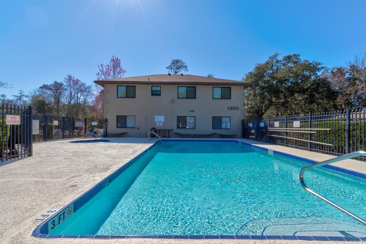 Image 24 of 25 For 1601 Big Tree Road 902