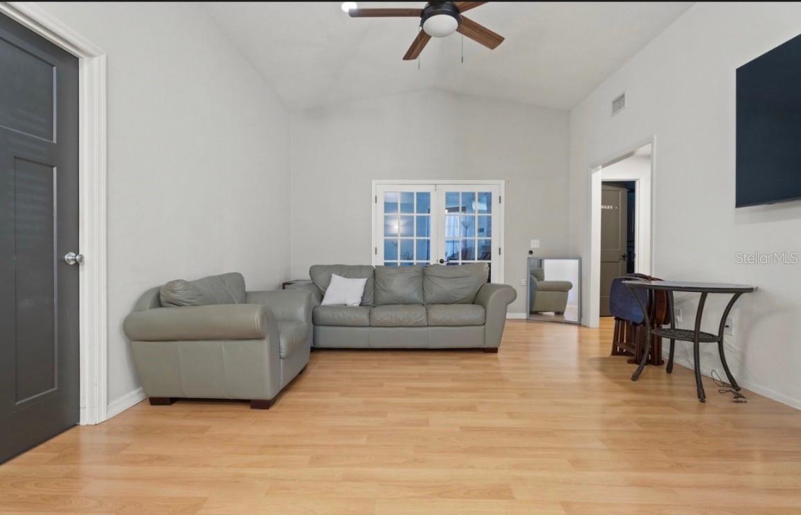 Image 15 of 29 For 1436 Golf Avenue