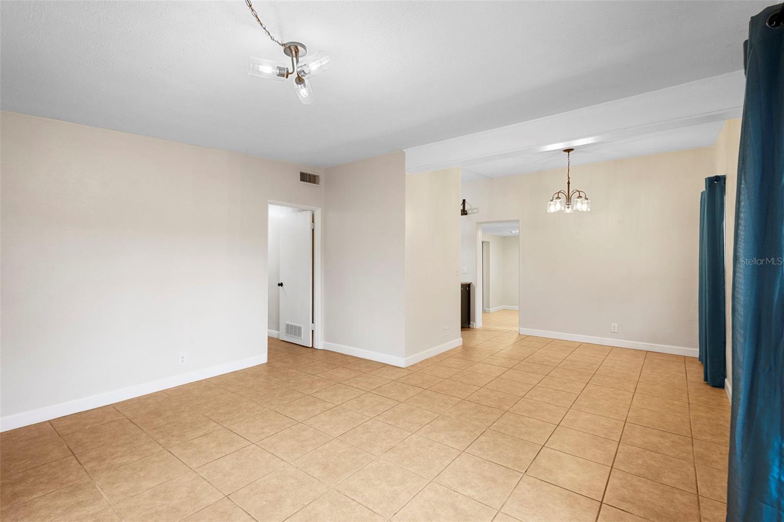 Image 12 of 38 For 617 Mimosa Terrace