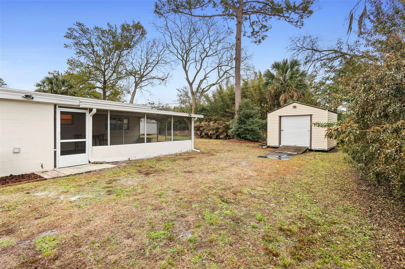 Image 30 of 38 For 617 Mimosa Terrace