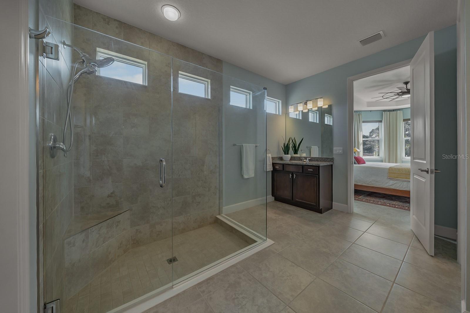 Image 27 of 65 For 1038 Victoria Hills Drive S