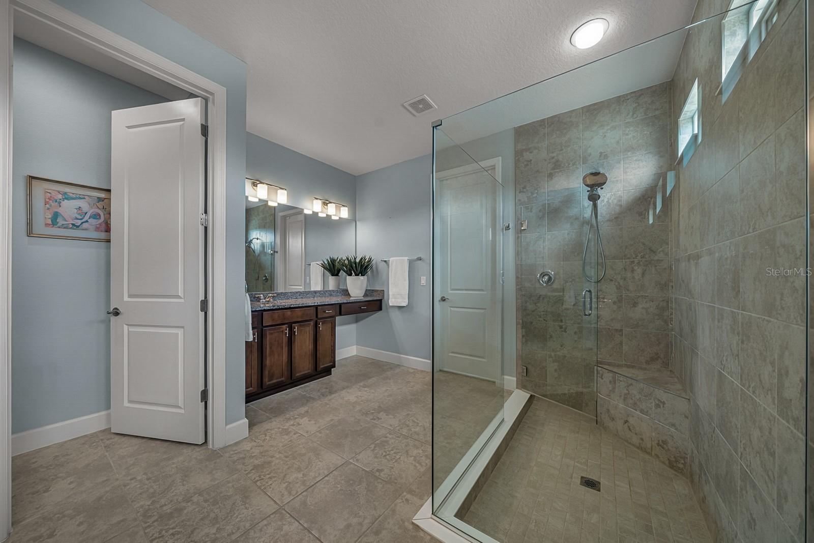 Image 28 of 65 For 1038 Victoria Hills Drive S