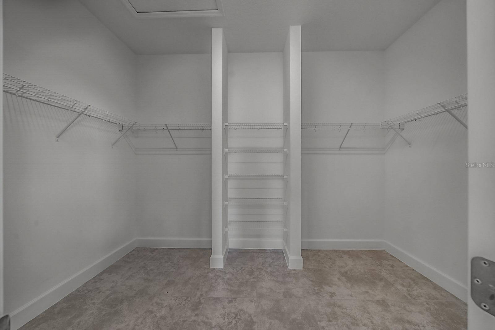 Image 29 of 65 For 1038 Victoria Hills Drive S