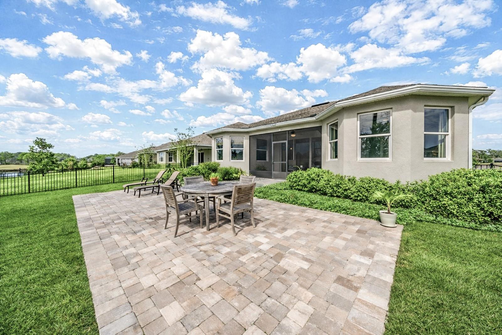 Image 41 of 65 For 1038 Victoria Hills Drive S