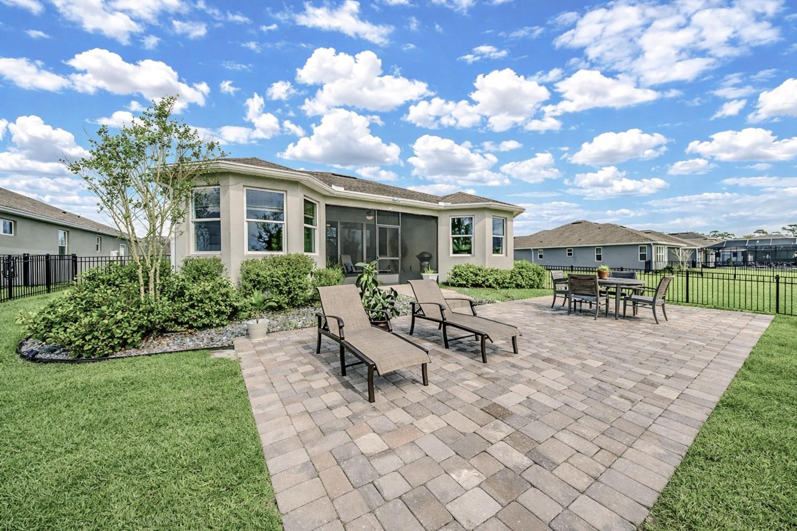 Image 42 of 65 For 1038 Victoria Hills Drive S