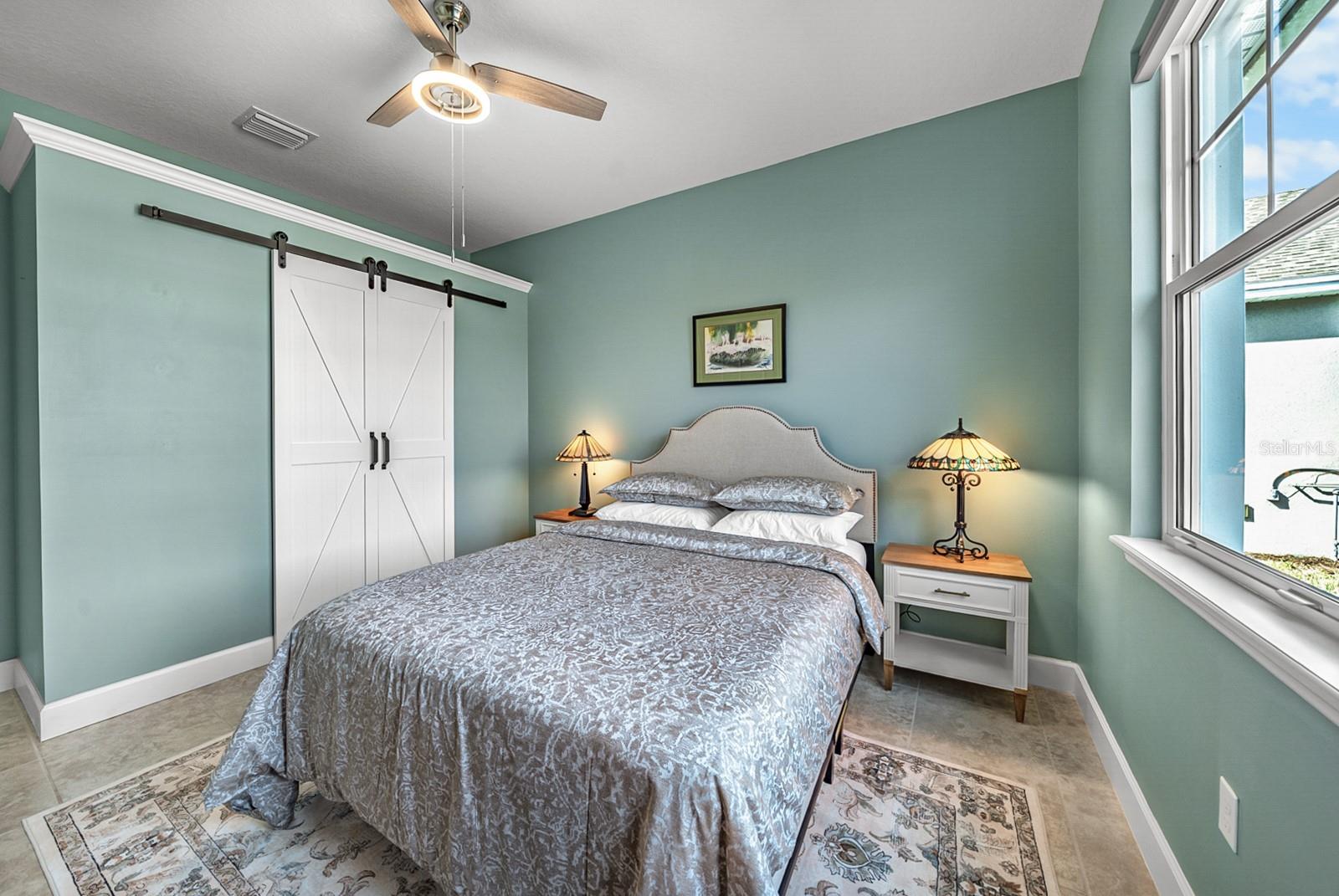 Image 9 of 65 For 1038 Victoria Hills Drive S