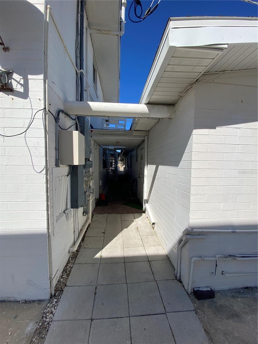 Image 6 of 10 For 938 Grandview Avenue