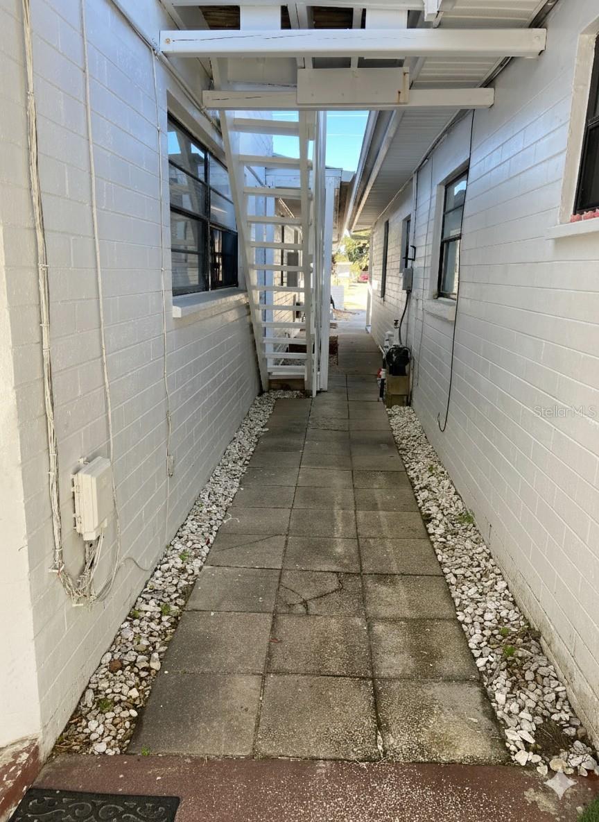 Image 7 of 10 For 938 Grandview Avenue