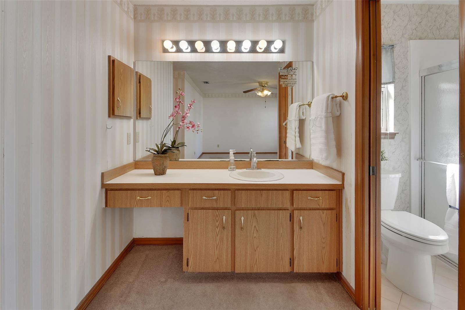 Image 15 of 29 For 1200 Village Lake Drive