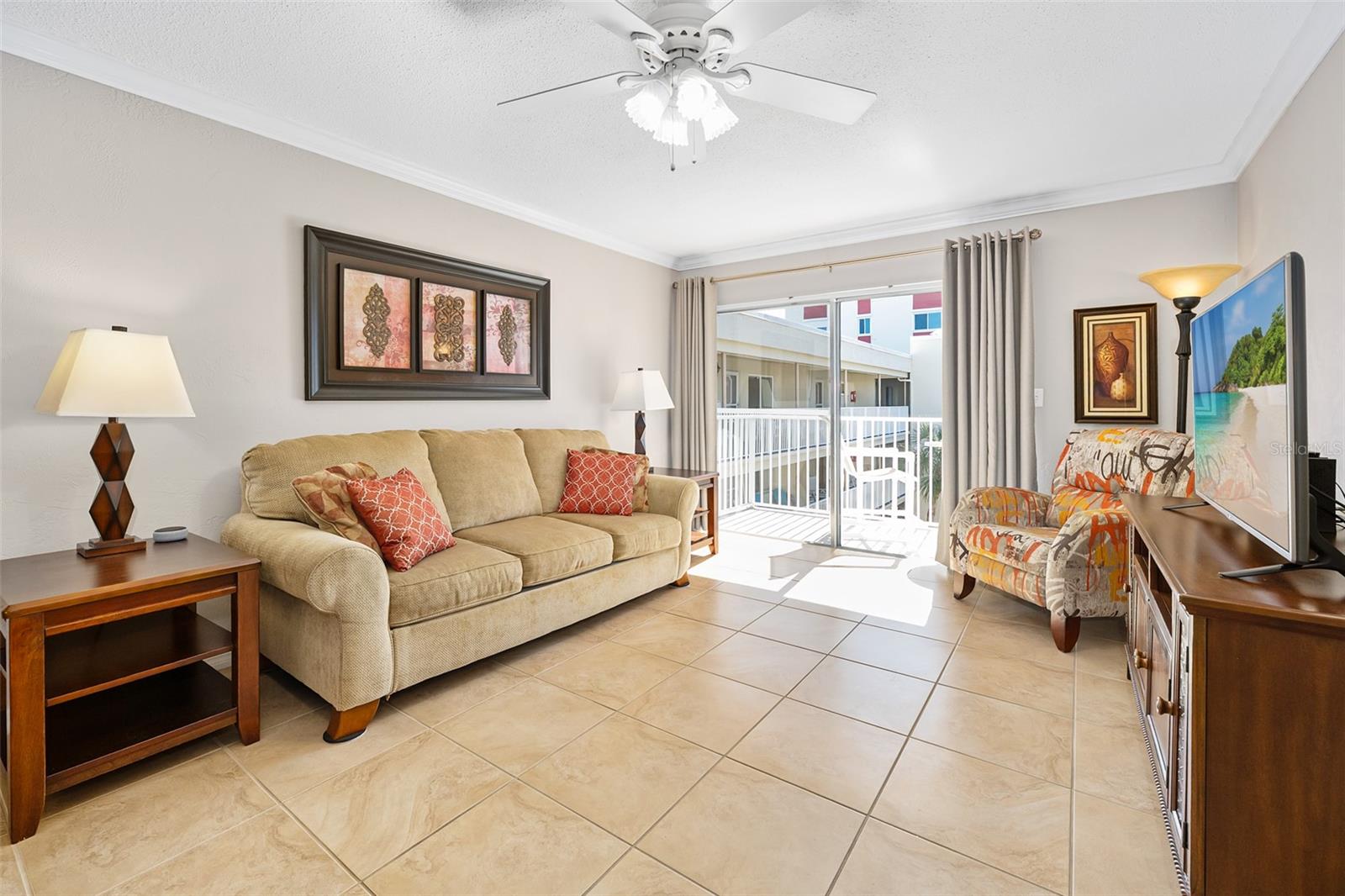 Image 10 of 44 For 2711 Halifax Avenue 478