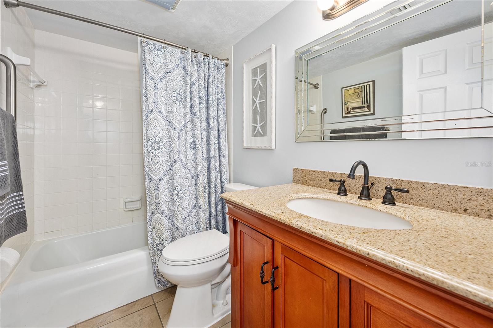 Image 14 of 44 For 2711 Halifax Avenue 478