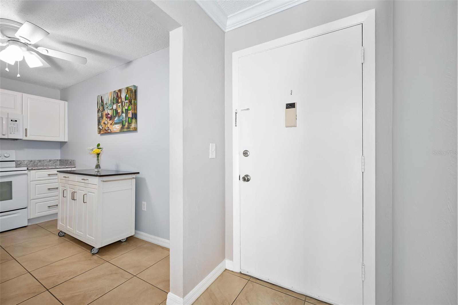 Image 2 of 44 For 2711 Halifax Avenue 478