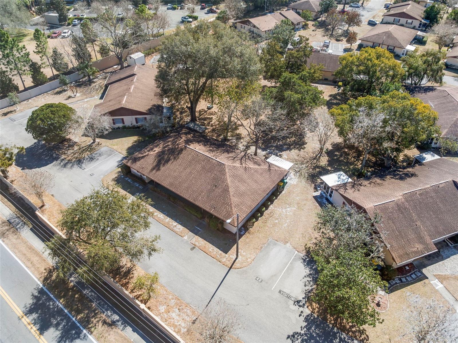 Image 12 of 40 For 42 Villa Villar Court 420