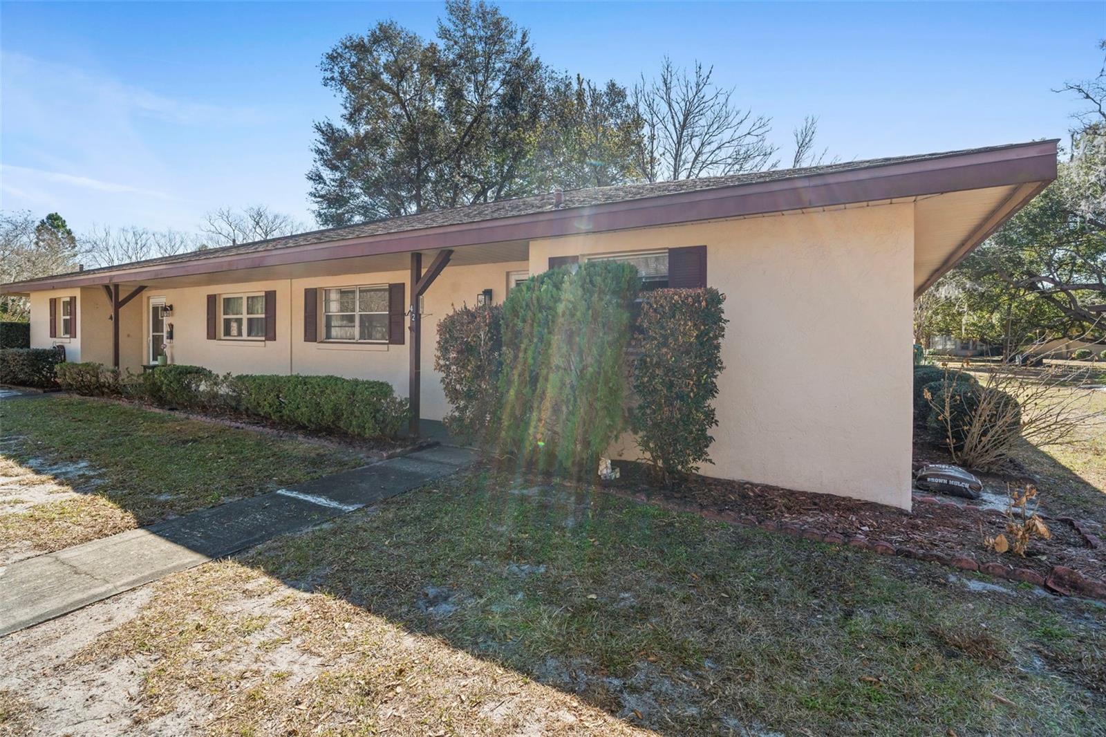 Image 15 of 40 For 42 Villa Villar Court 420