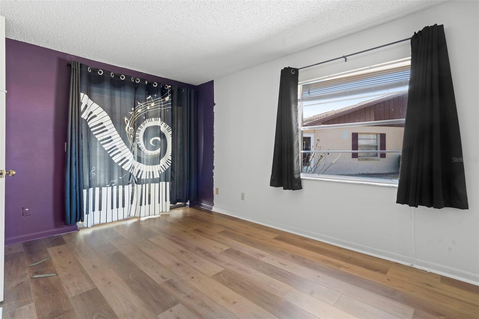 Image 17 of 40 For 42 Villa Villar Court 420