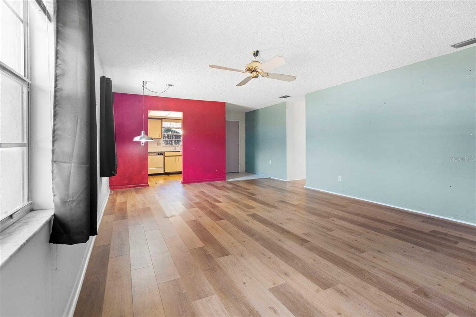 Image 21 of 40 For 42 Villa Villar Court 420