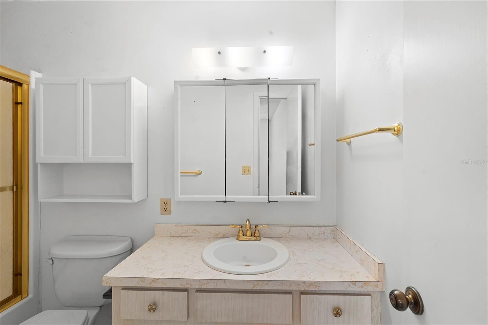 Image 35 of 40 For 42 Villa Villar Court 420