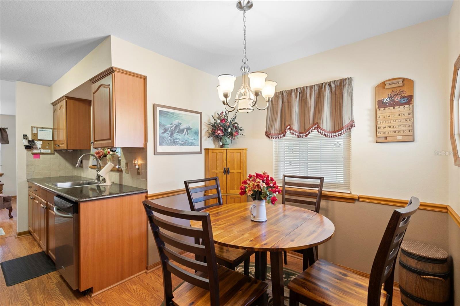 Image 16 of 40 For 114 Jarvis Avenue