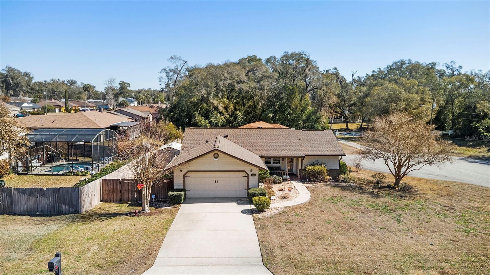 Image 35 of 40 For 114 Jarvis Avenue