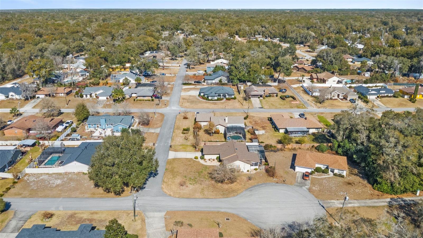 Image 36 of 40 For 114 Jarvis Avenue