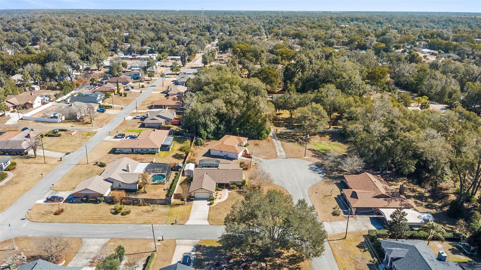 Image 37 of 40 For 114 Jarvis Avenue