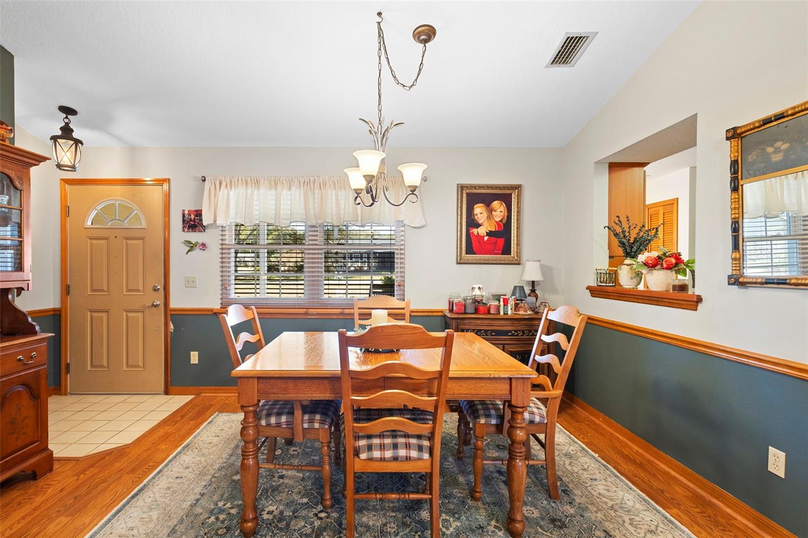 Image 6 of 40 For 114 Jarvis Avenue