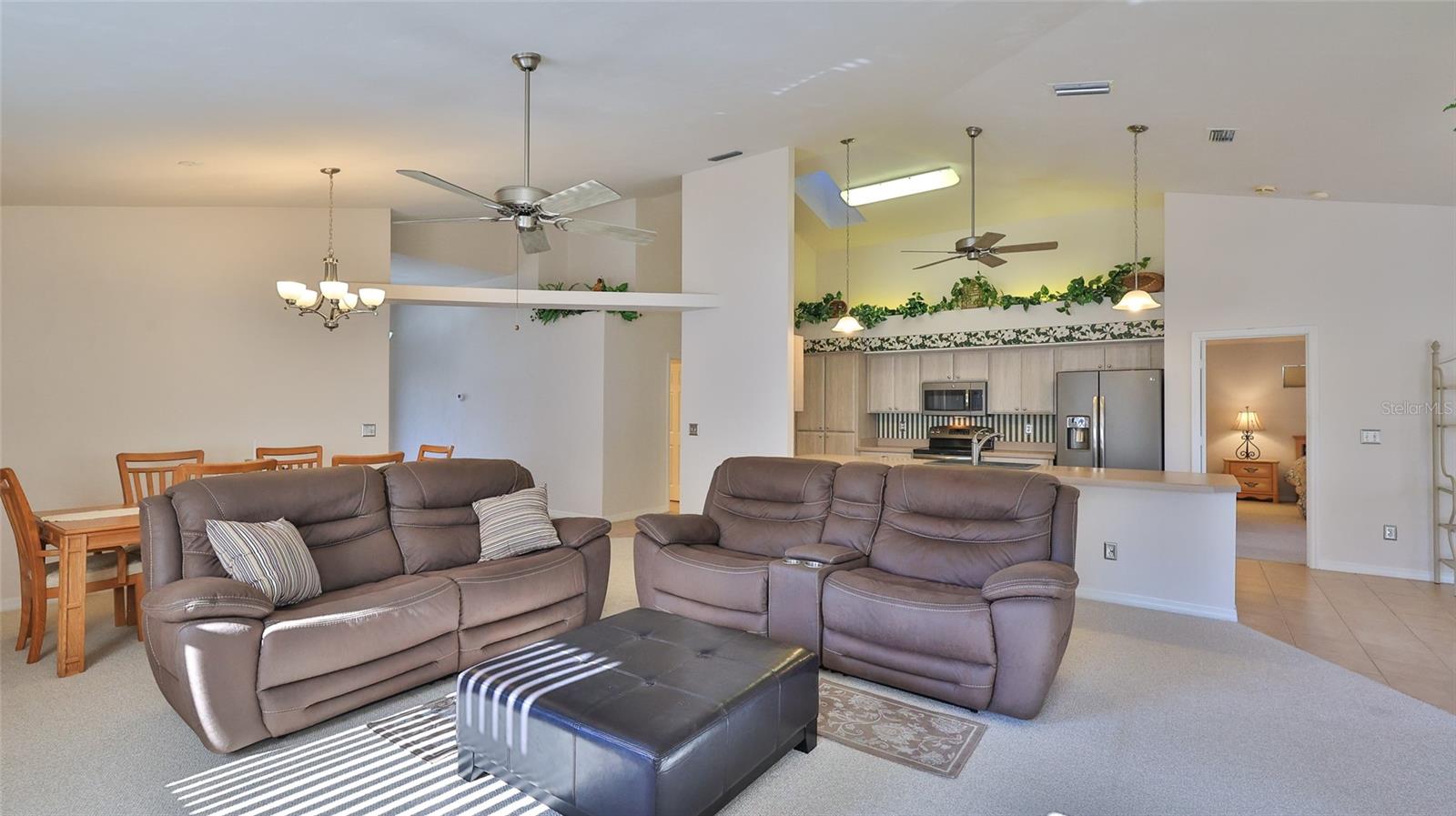 Image 11 of 40 For 6183 Sabal Point Circle