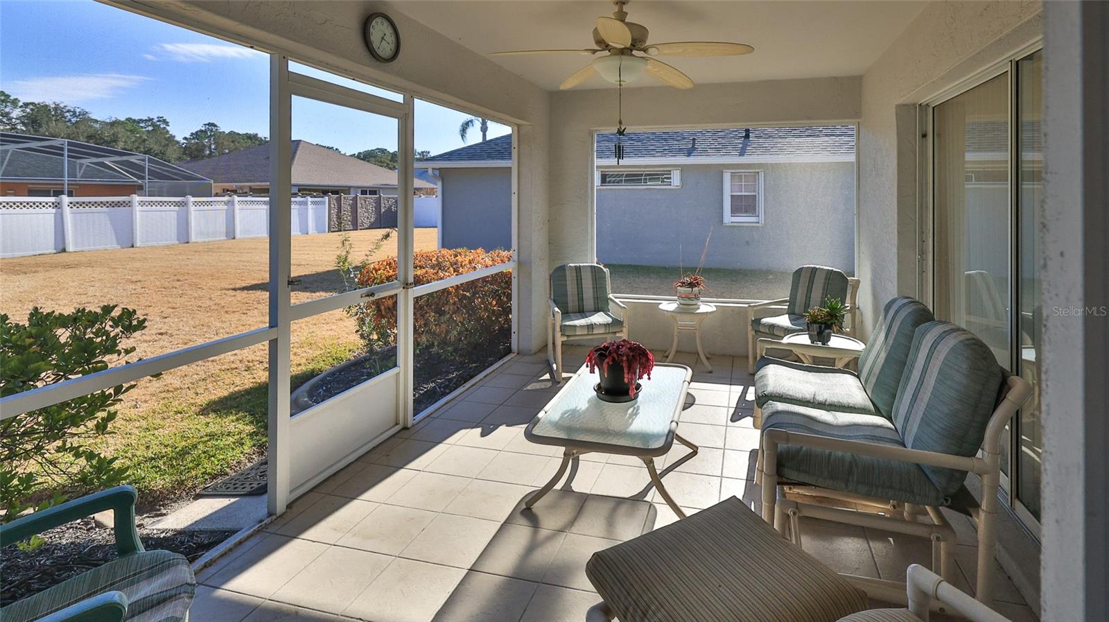 Image 18 of 40 For 6183 Sabal Point Circle