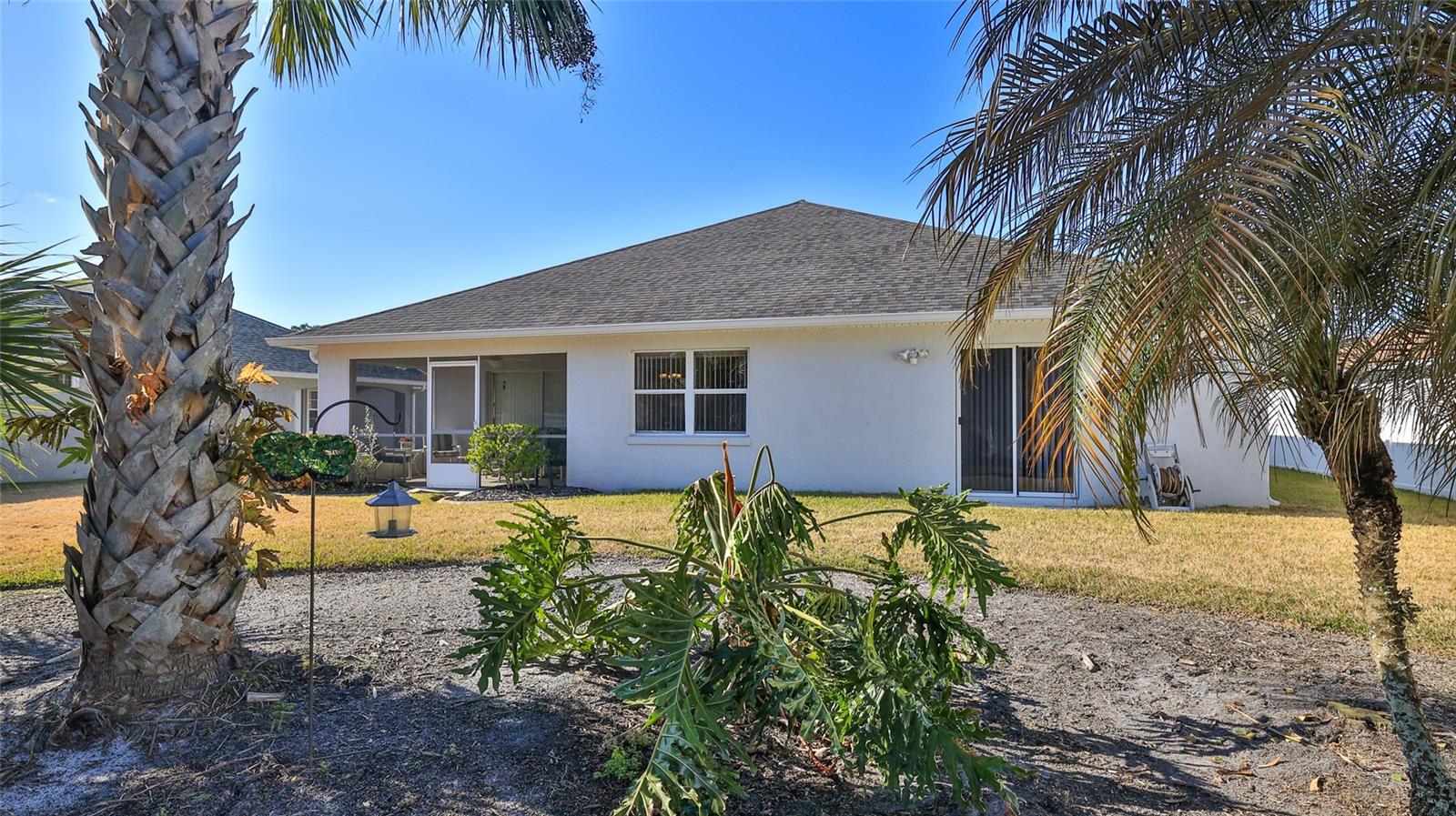 Image 20 of 40 For 6183 Sabal Point Circle