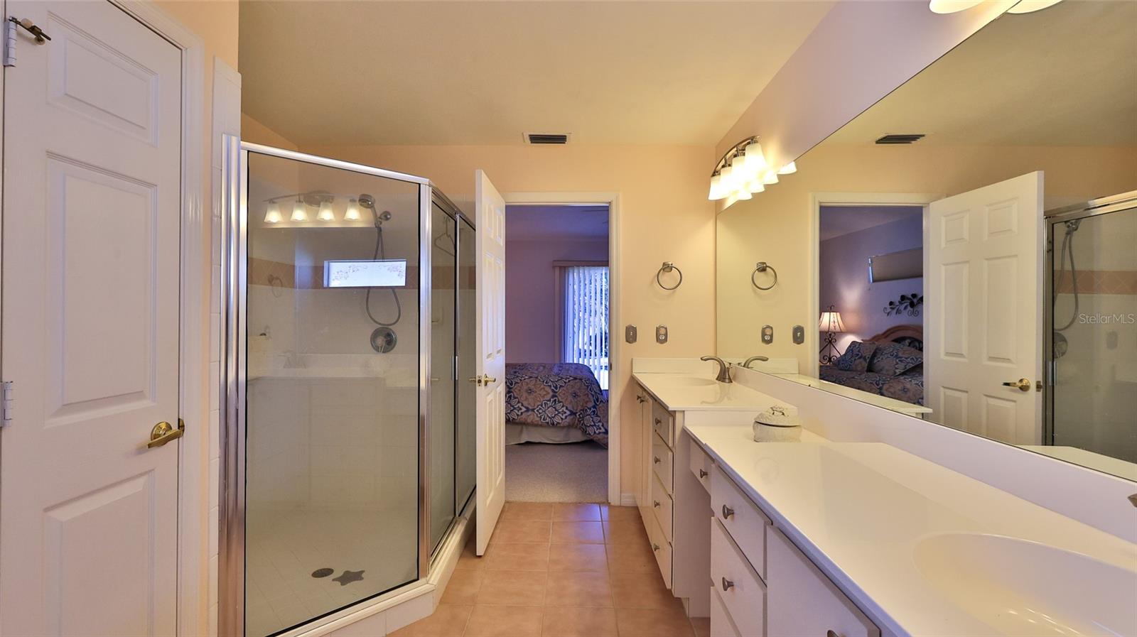 Image 27 of 40 For 6183 Sabal Point Circle