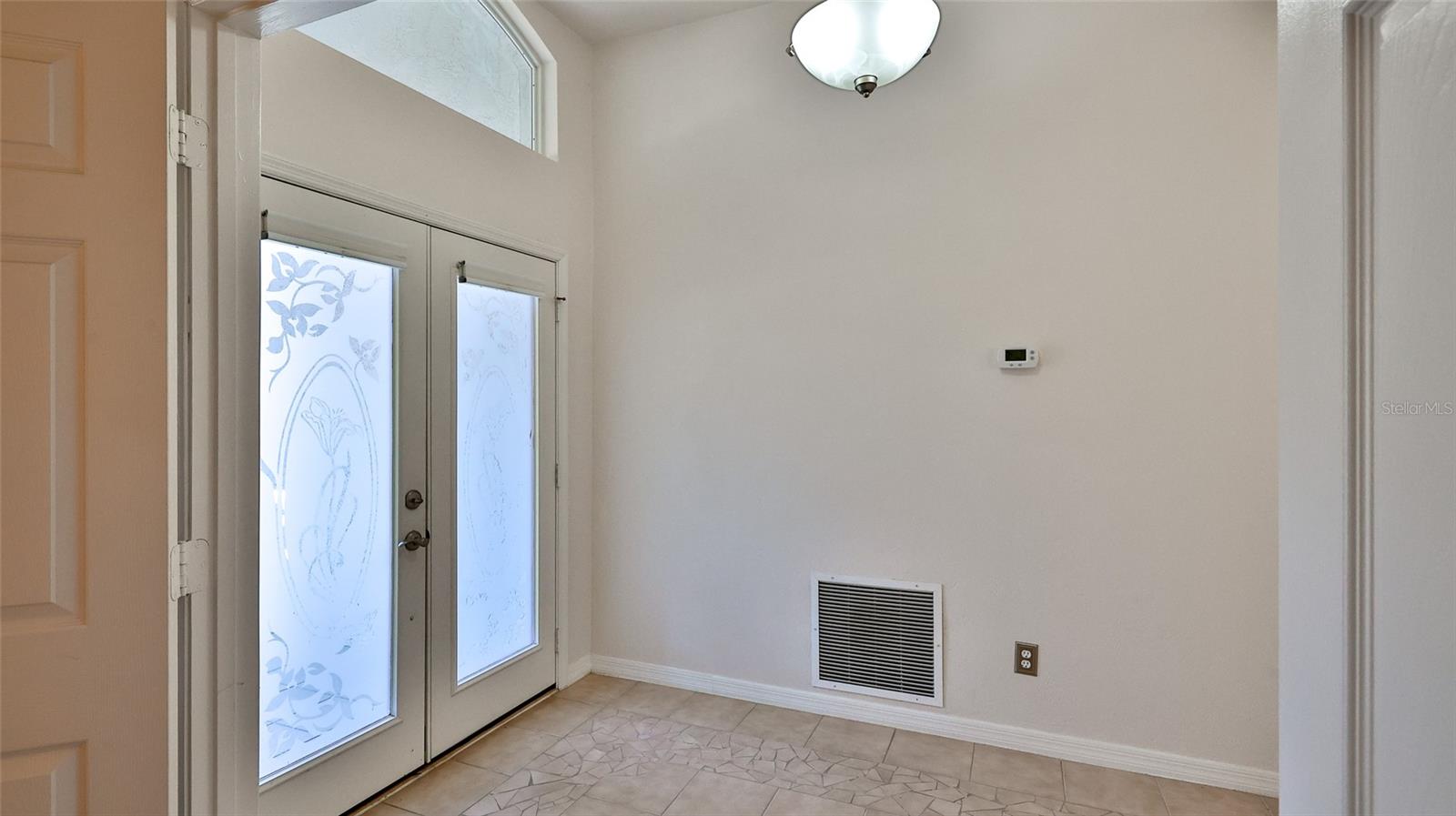 Image 3 of 40 For 6183 Sabal Point Circle