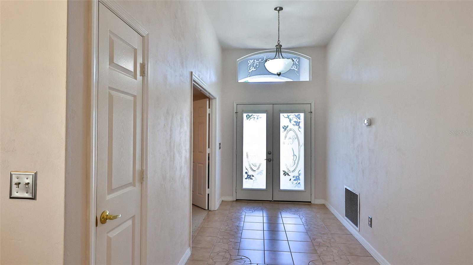 Image 7 of 40 For 6183 Sabal Point Circle