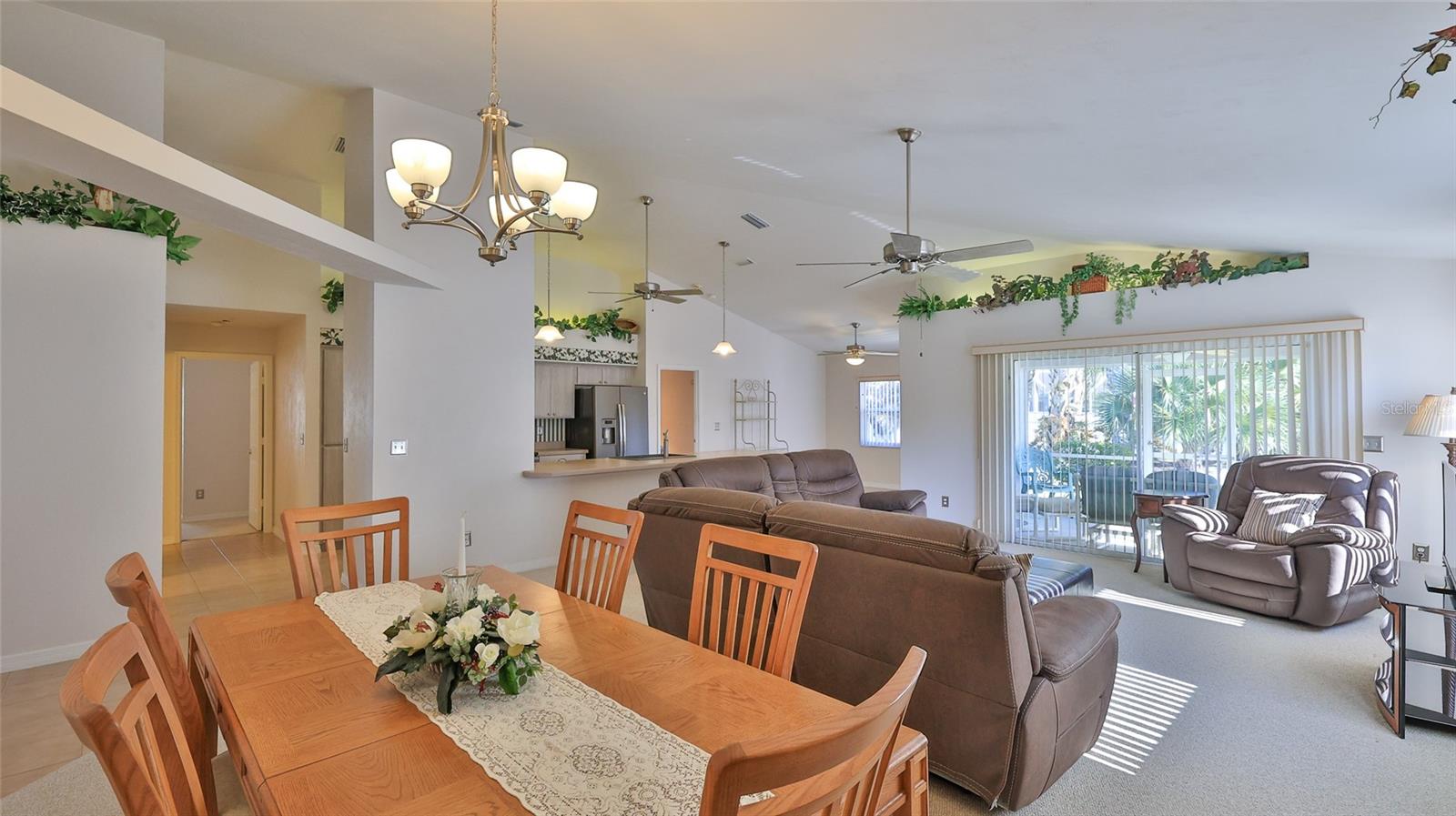 Image 8 of 40 For 6183 Sabal Point Circle