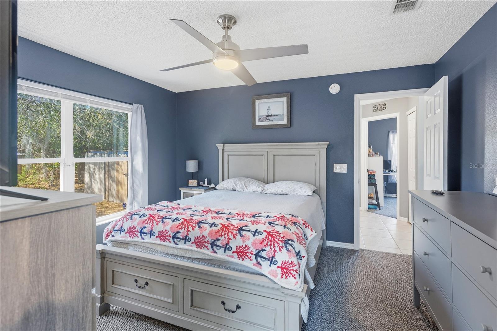 Image 12 of 27 For 1220 Catherine Street