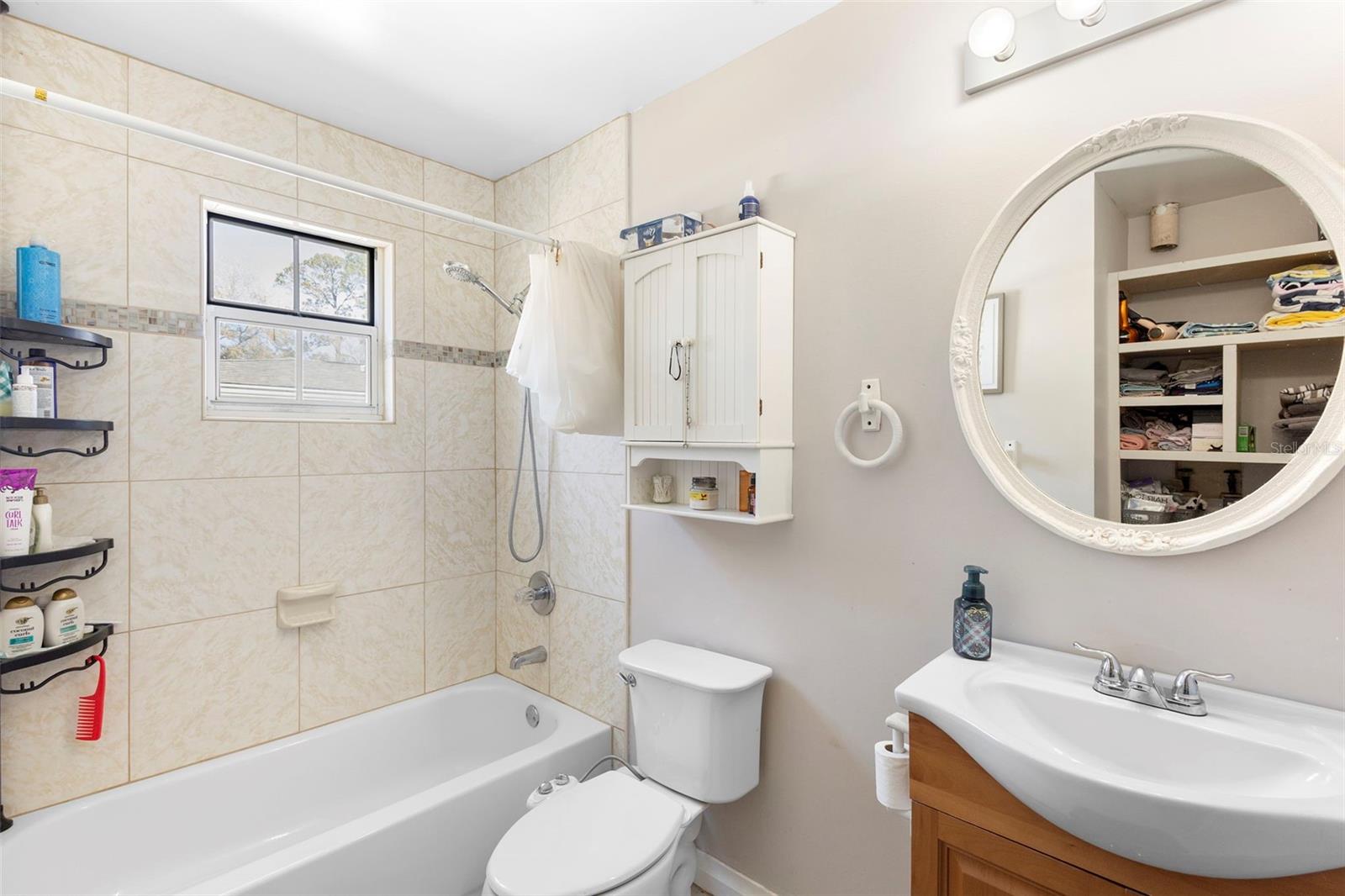 Image 14 of 25 For 1462 Colin Kelly Avenue