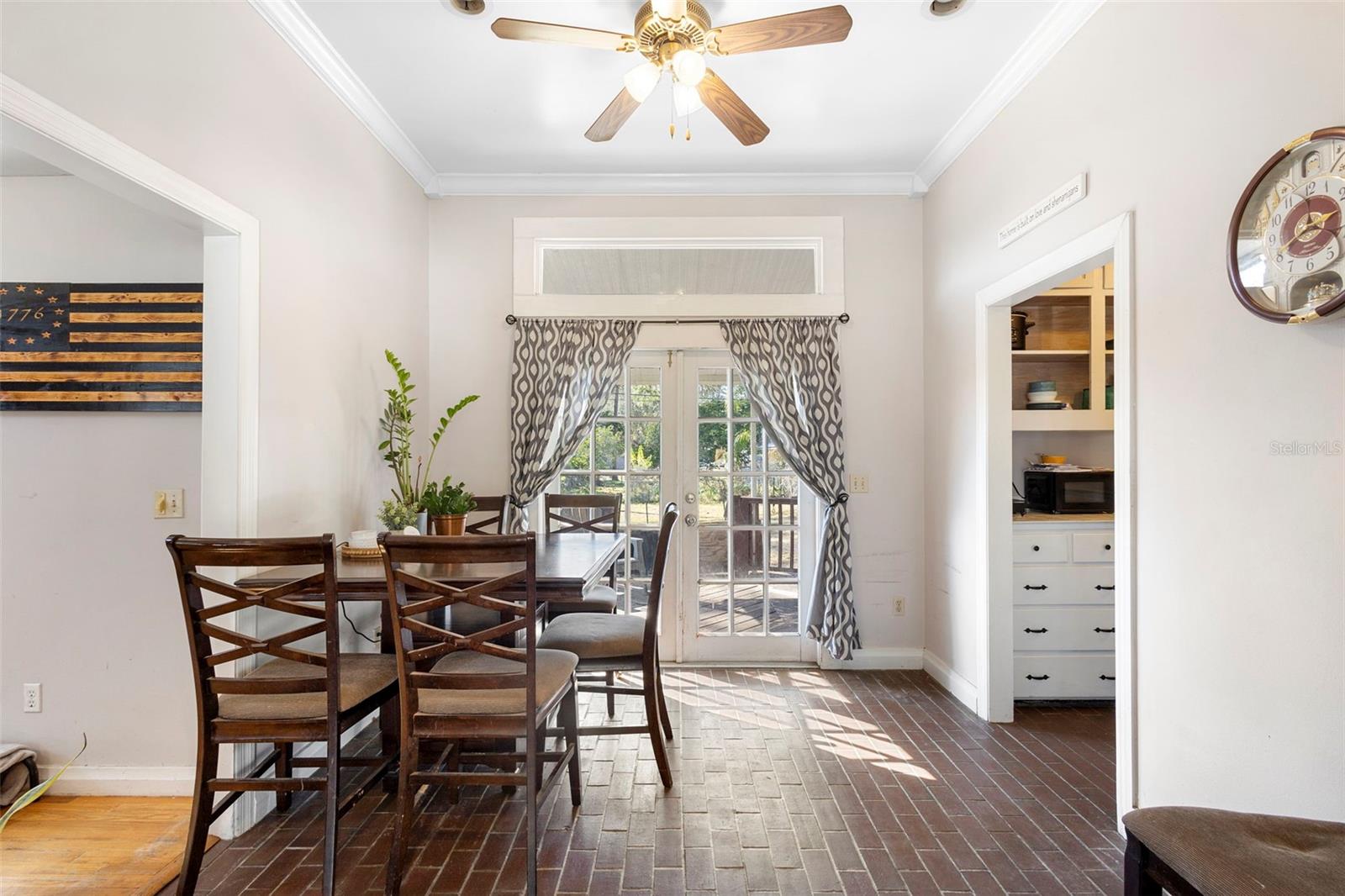 Image 7 of 25 For 1462 Colin Kelly Avenue