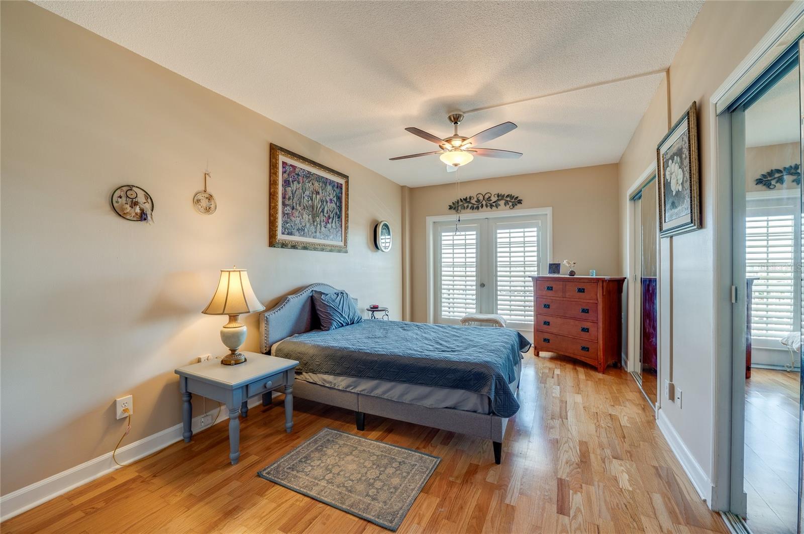 Image 16 of 29 For 404 Beach Street 503