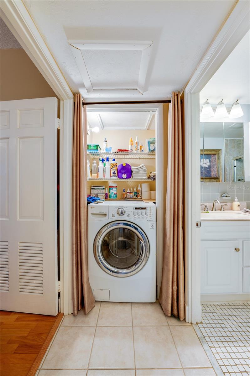 Image 22 of 29 For 404 Beach Street 503