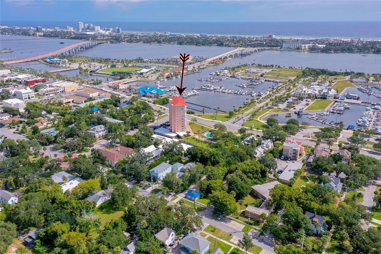 Image 3 of 29 For 404 Beach Street 503